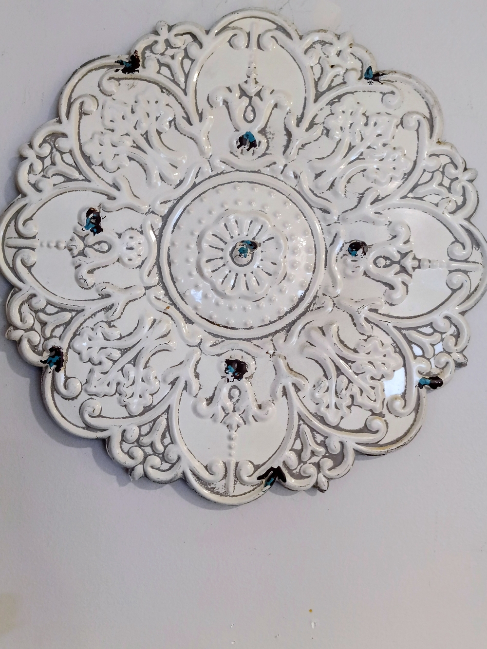 White Ornate Floral Metal Wall Medallion